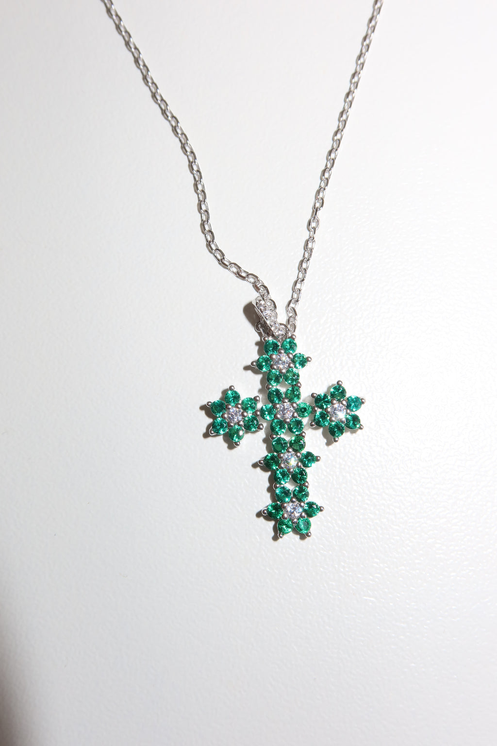 Collana Croce Smeraldo