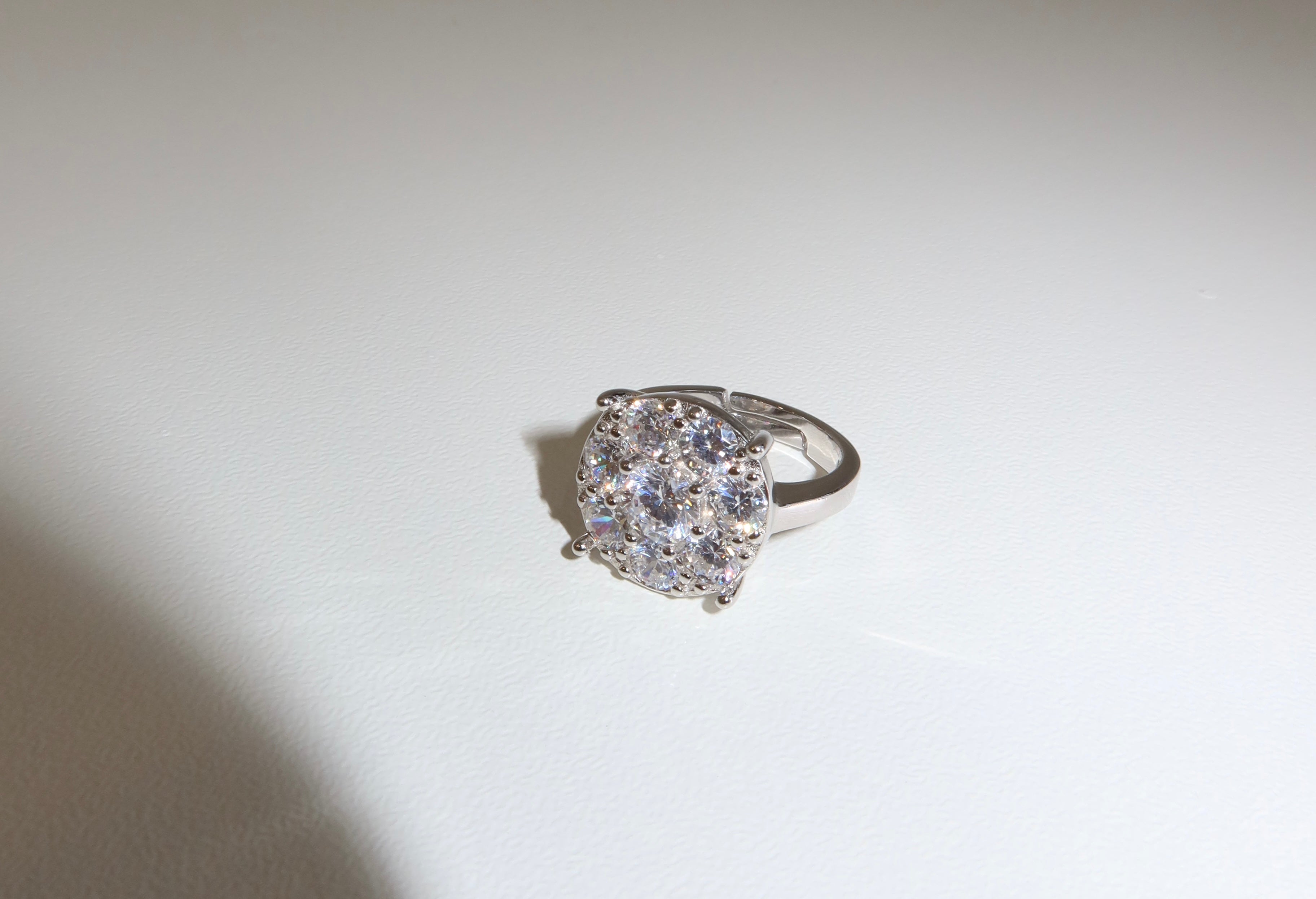 Anello Royal Cluster