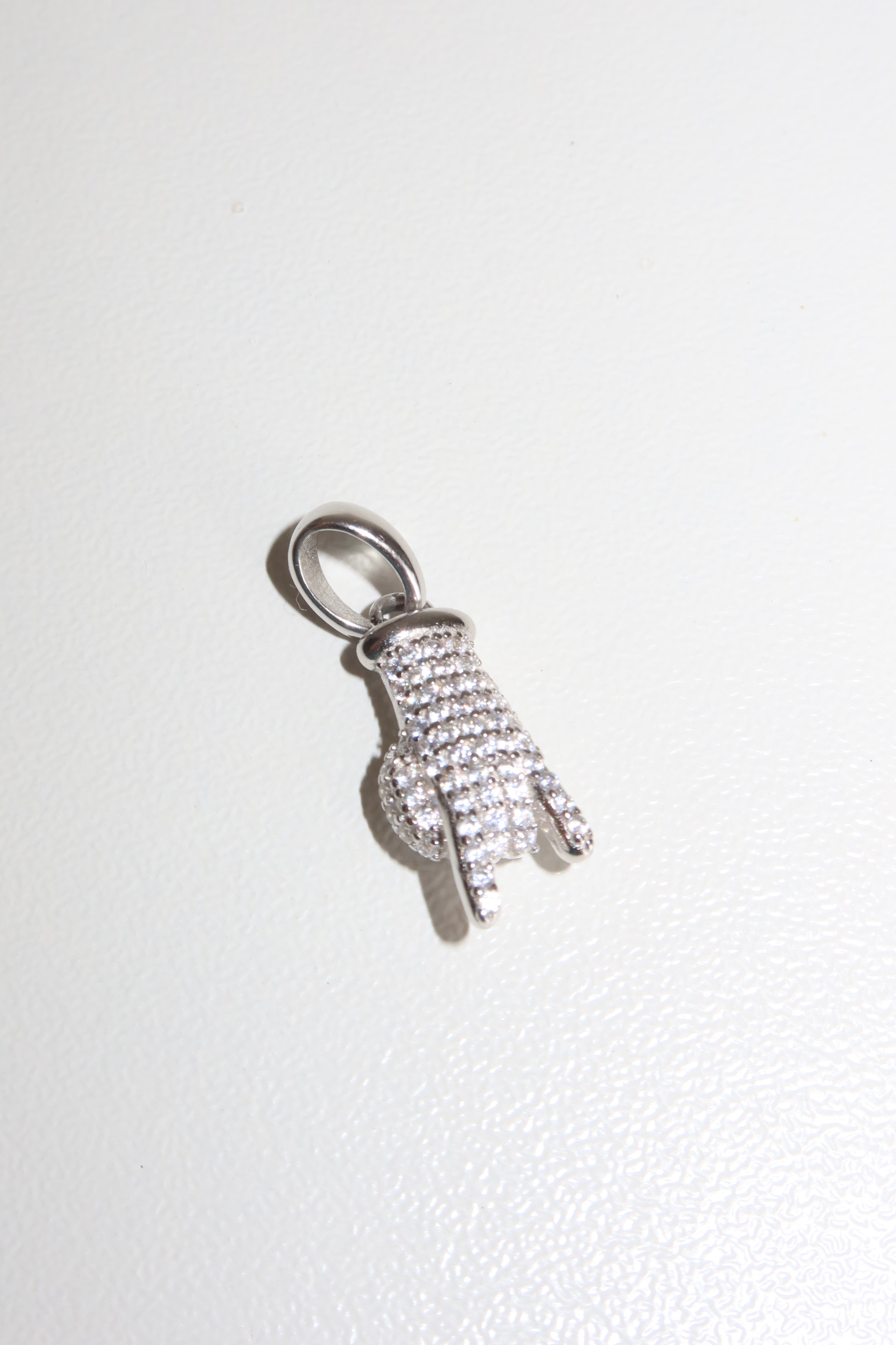 Charm Mano Iconica Ice
