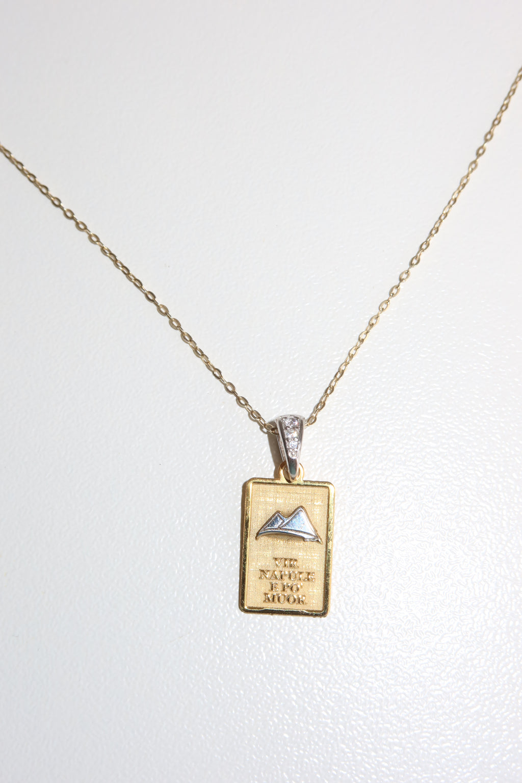 Collana Vesuvio “Napule è”