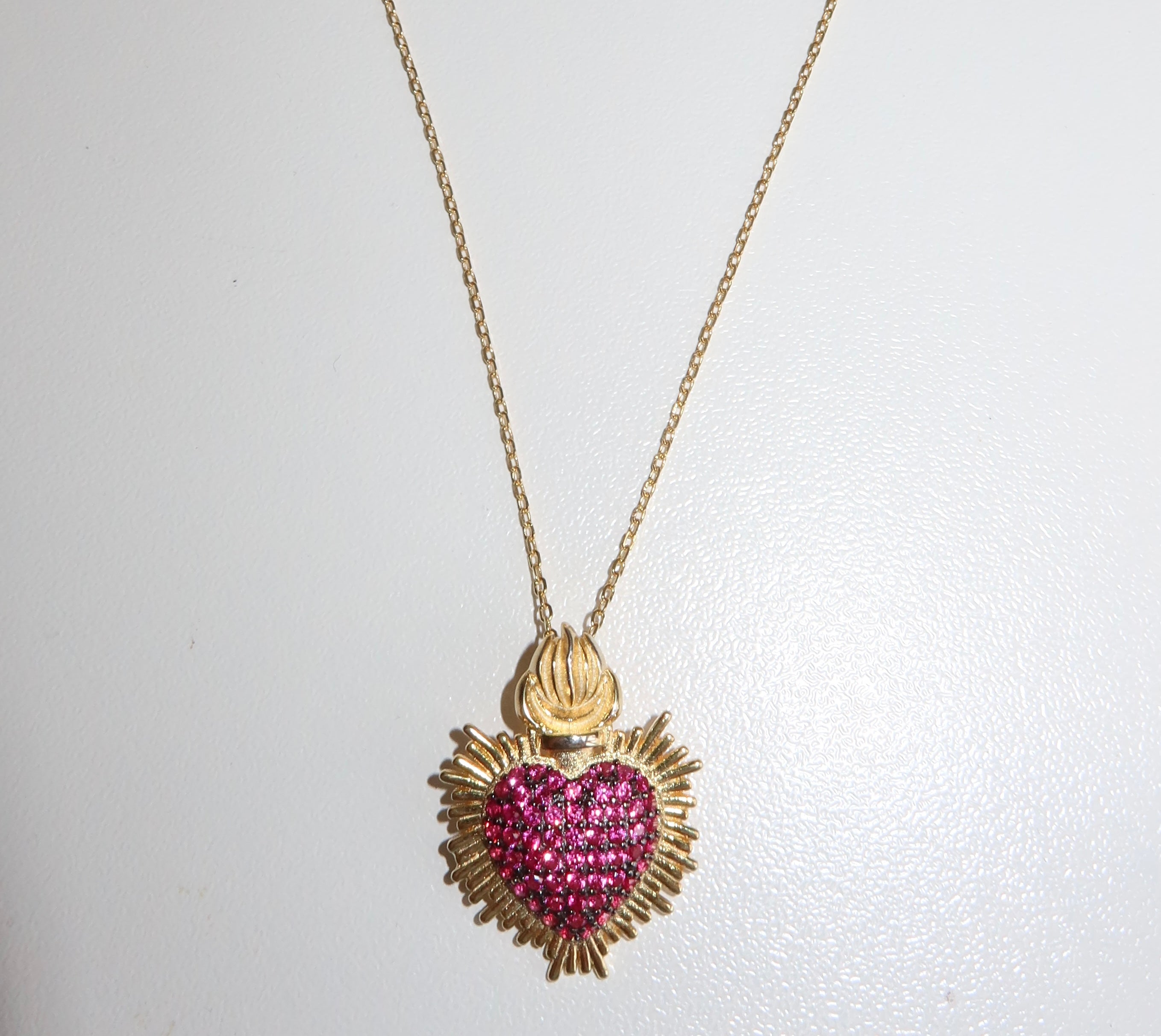 Collana Cuore Sacro Ruby