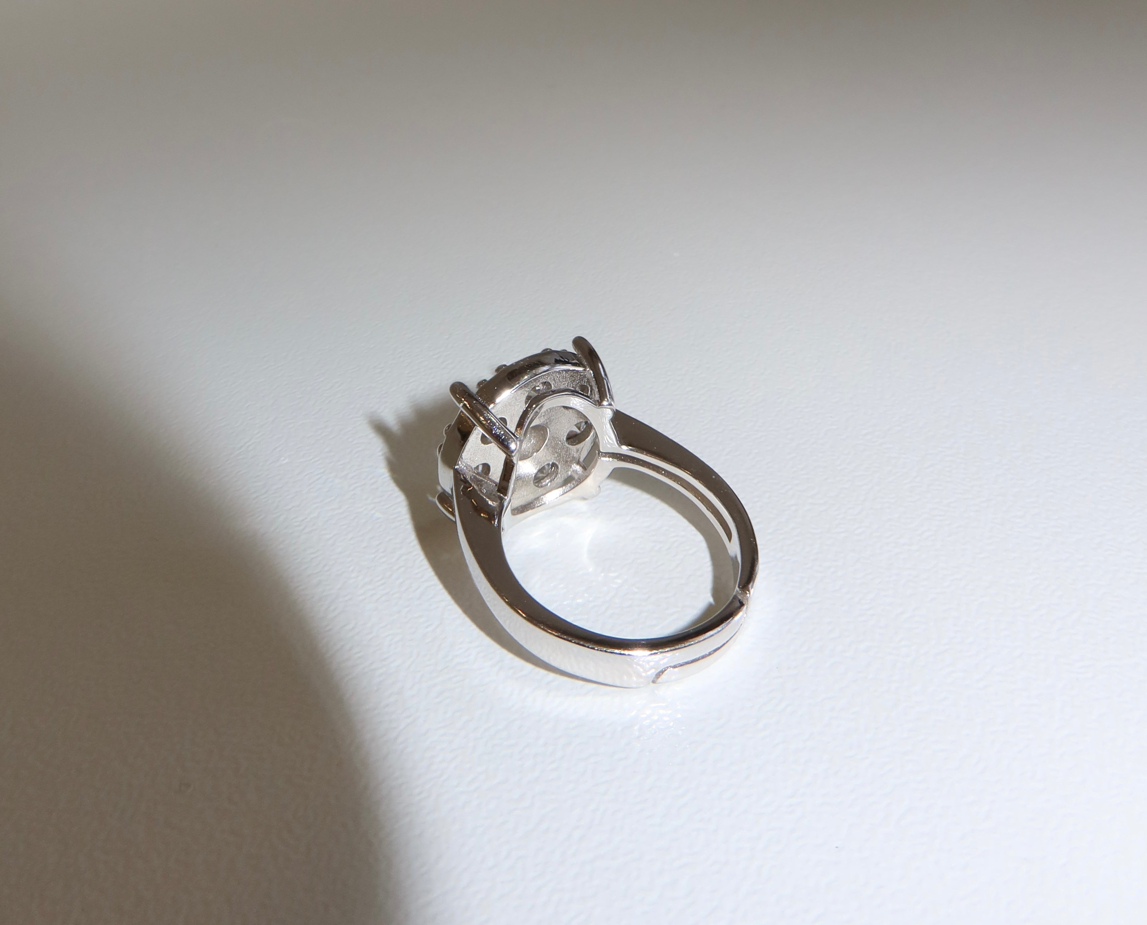 Anello Royal Cluster