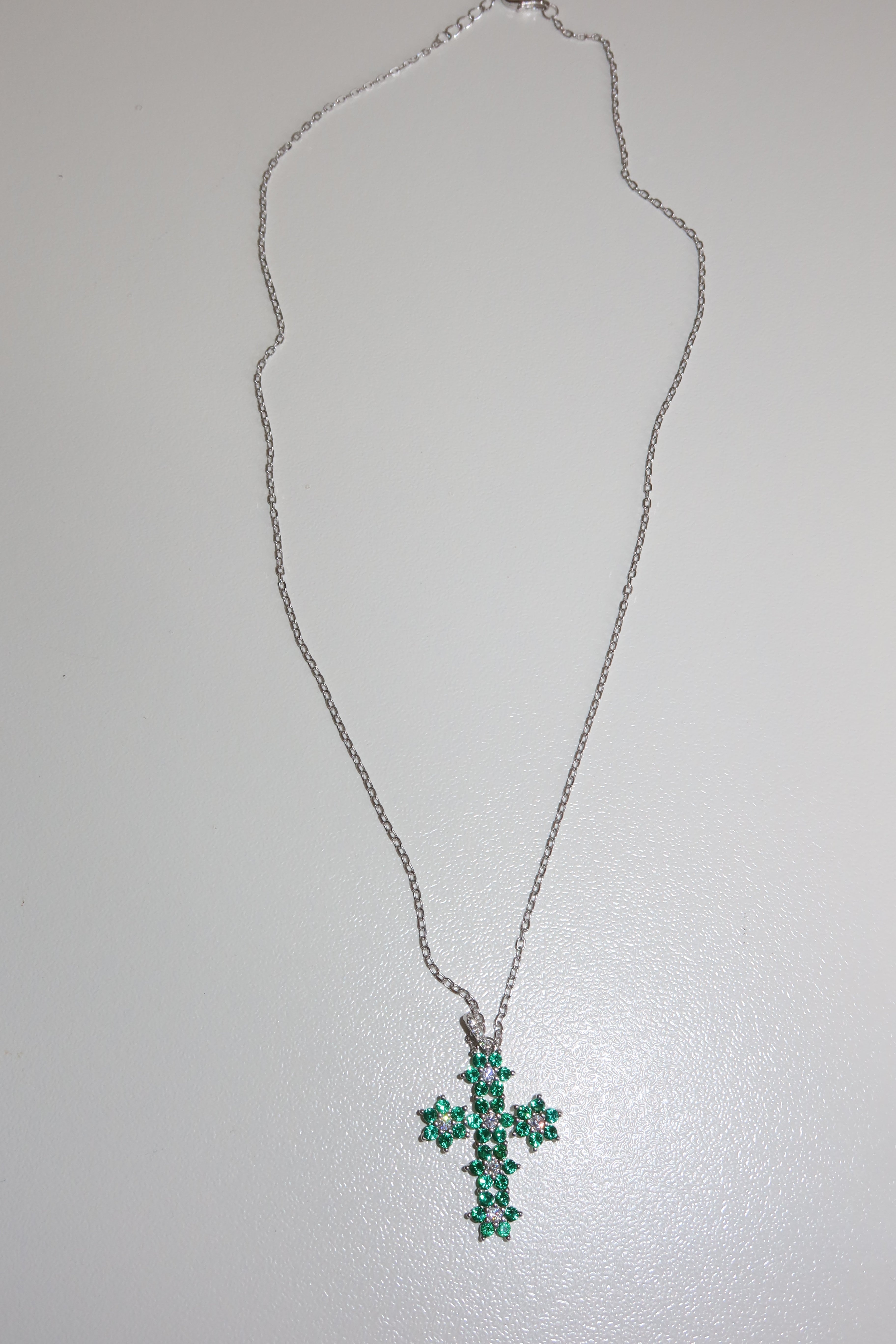 Collana Croce Smeraldo